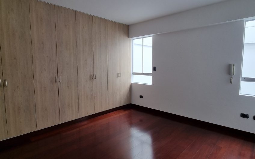 Exclusivo departamento vistas a parque de 180 m2