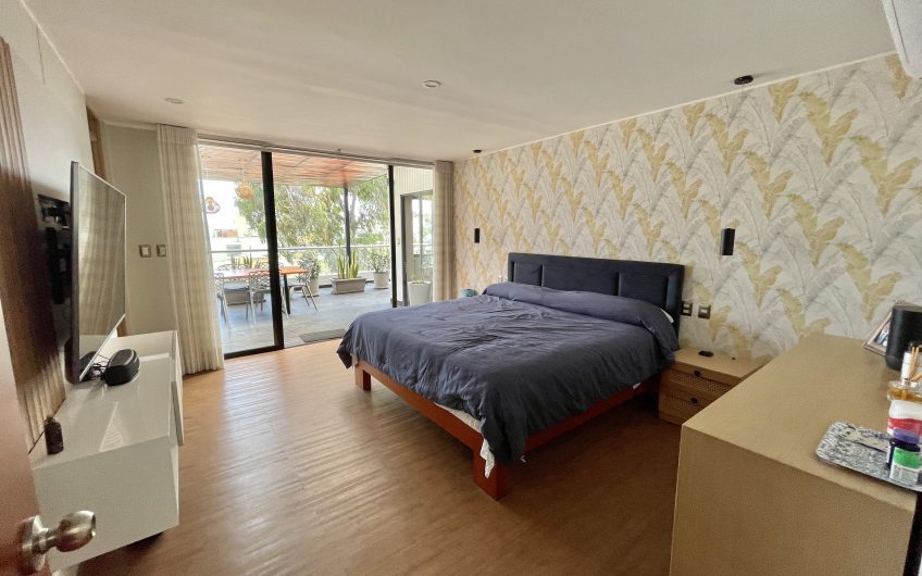 Exclusivo dúplex de 328 m2, ubicado en la mejor zona de Chacarilla, San Borja.