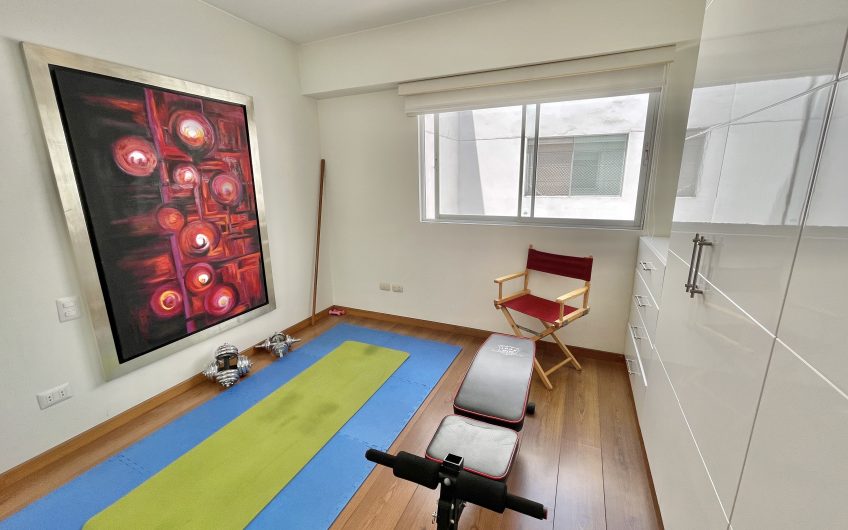 VENTA DE HERMOSO DÚPLEX DE 258M2 EN CHACARILLA – SURCO