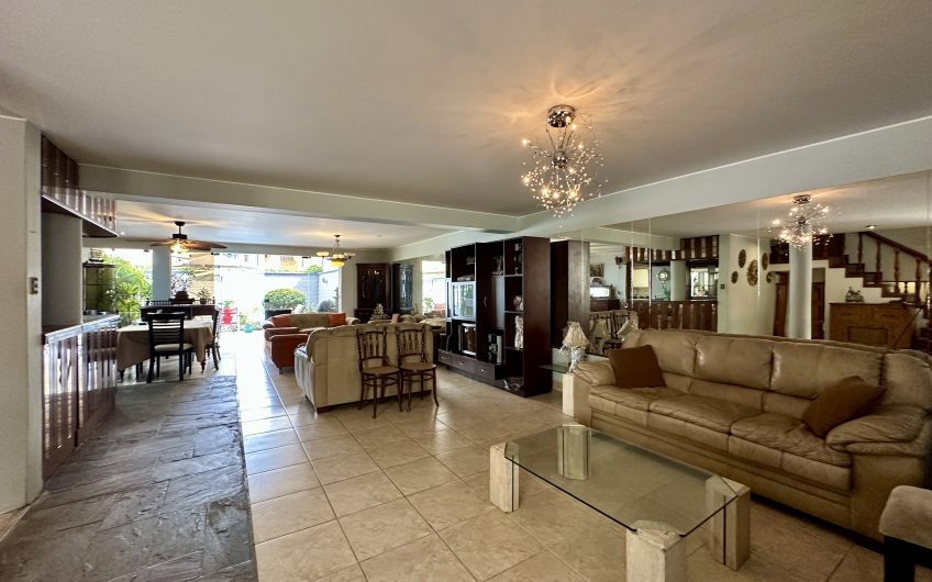 VENTA DE  CASA 423.95m2 URB. SAN IGNACIO DE MONTERRICO – SURCO