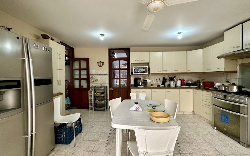 VENTA DE  CASA 423.95m2 URB. SAN IGNACIO DE MONTERRICO – SURCO