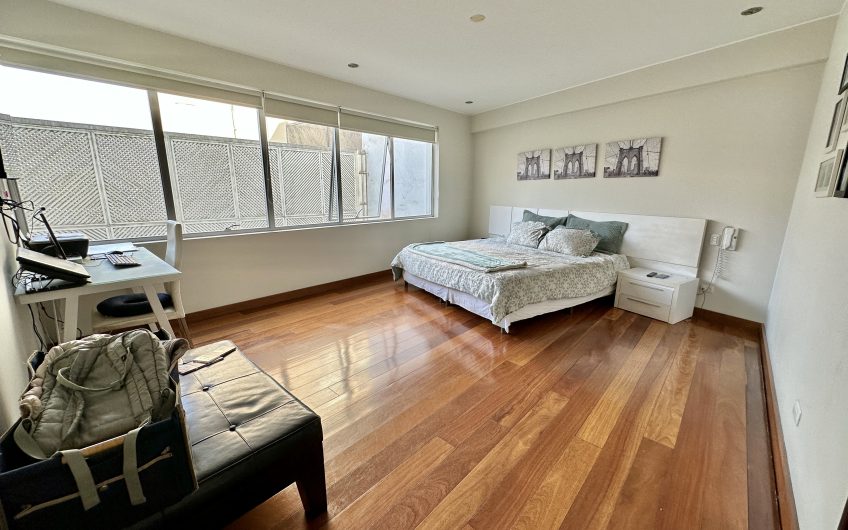 VENTA DE DEPARTAMENTO DE 242M2 EN CHACARILLA – SURCO