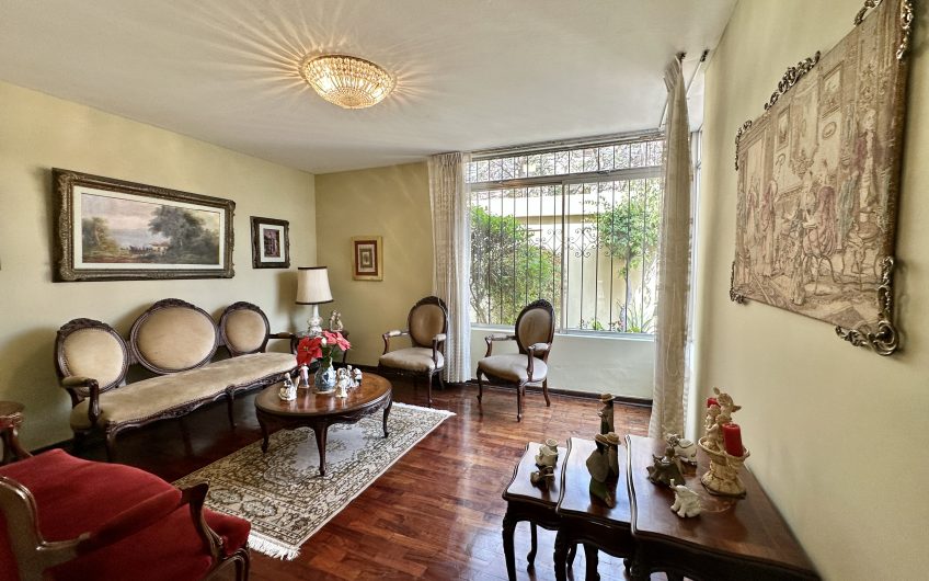 VENTA DE CASA 312m2 URB. SAN BORJA SUR – SAN BORJA