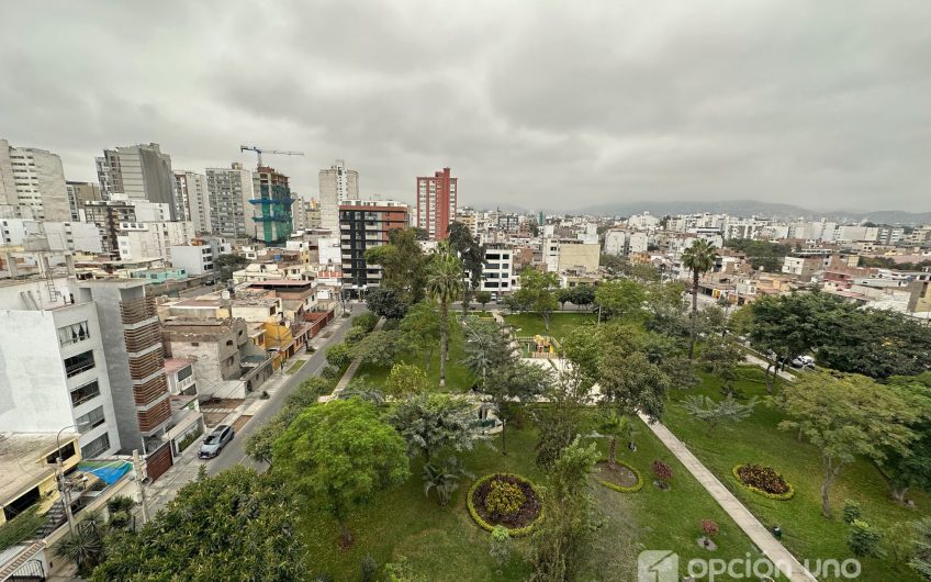 VENTA DEPARTAMENTO DÚPLEX EN URB. LOS SAUCES, SURQUILLO