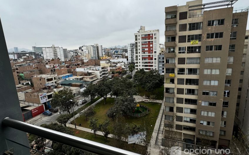 Departamento de 93 m2 en Barrio Médico límite con Miraflores