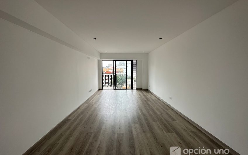 Venta de departamento de estreno, 101m2, en Miraflores