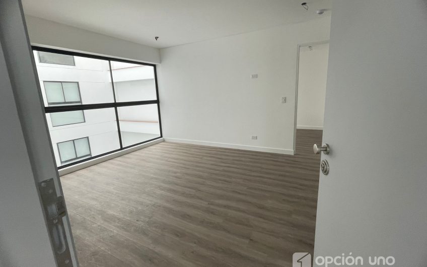 Venta departamento de estreno, 60m2, en Miraflores