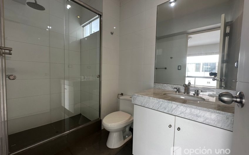 Exclusivo departamento flat 210 m2, Av. Reynaldo de Vivanco, Surco.