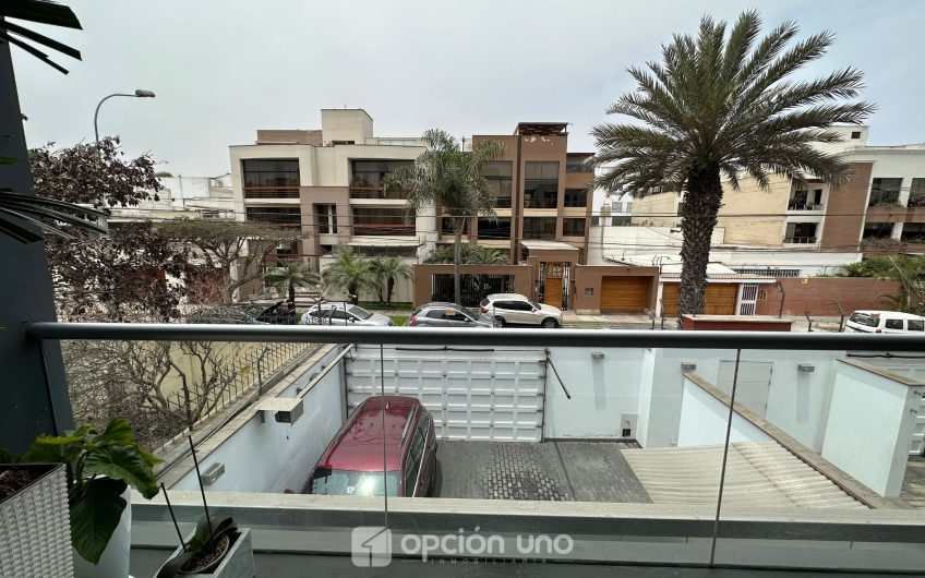 Exclusivo departamento de 217m2 en Calle Galeón, San Borja-Chacarilla