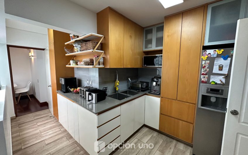 Hermoso departamento dúplex 3 dorm. frente a parque en Surco