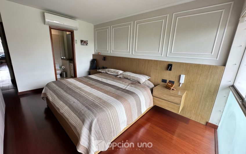 Hermoso departamento dúplex 3 dorm. frente a parque en Surco