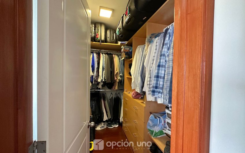 Hermoso departamento dúplex 3 dorm. frente a parque en Surco