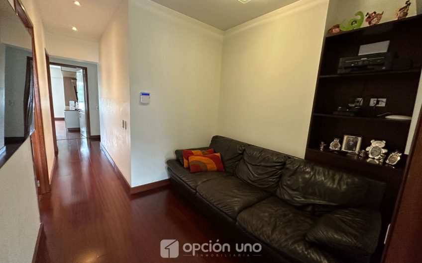 Hermoso departamento dúplex 3 dorm. frente a parque en Surco