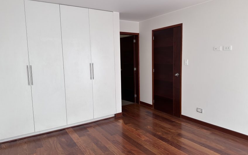 Departamento en Venta – Ubicado en Monte Real – Surco