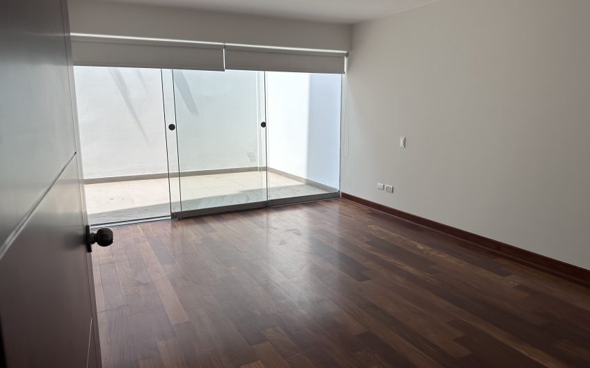 Departamento en Venta – Ubicado en Monte Real – Surco