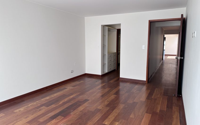 Departamento en Venta – Ubicado en Monte Real – Surco