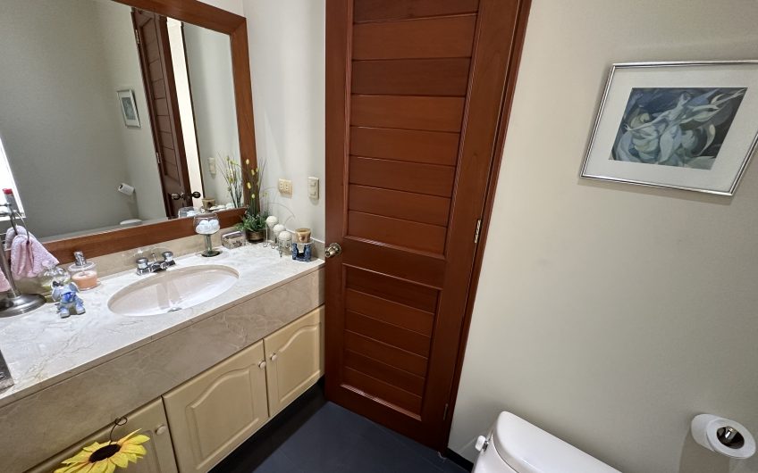 Flat en Venta , Ubicado en Chacarilla, Surco