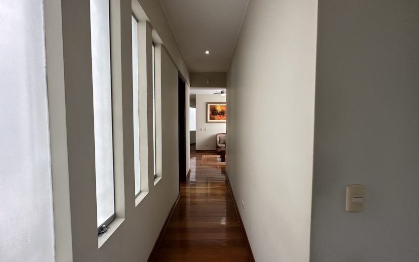 Flat en Venta , Ubicado en Chacarilla, Surco