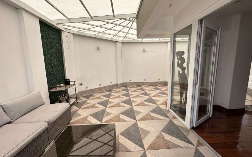 Flat en Venta – Ubicado en Jr. Alfred Rosenblat. Urb. Huertos de San Antonio – Surco