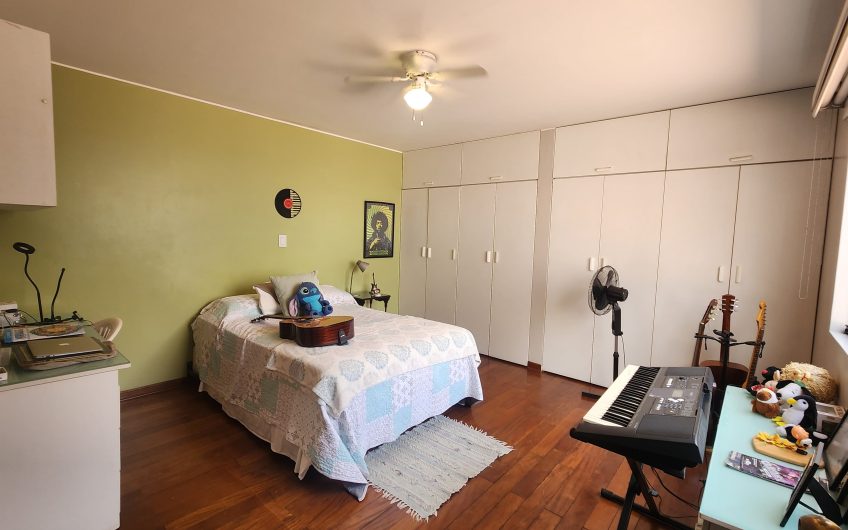 Casa en Venta – Ubicada en Urb. El Derby – Surco