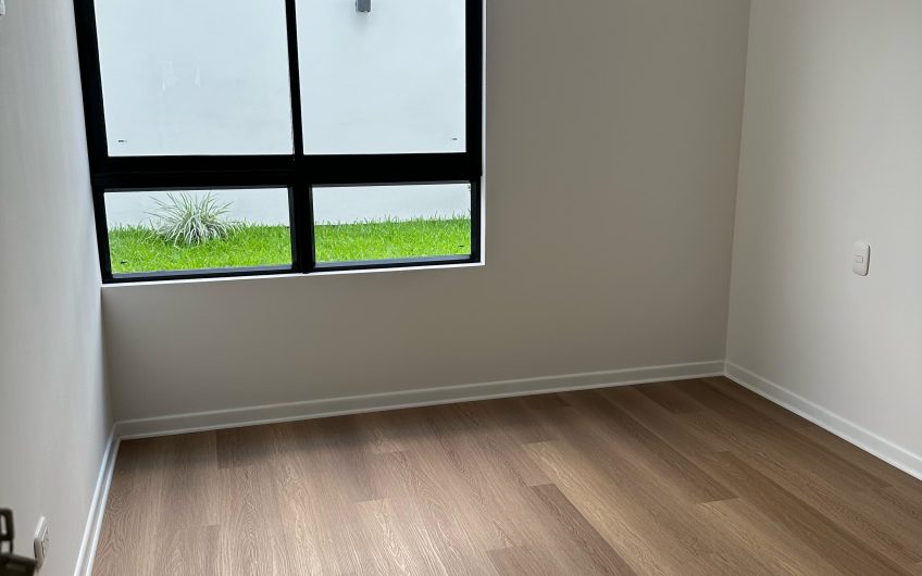 Flat en Venta Ubicado en JR. La Pradera ( Chacarilla del estanque) – SAN BORJA