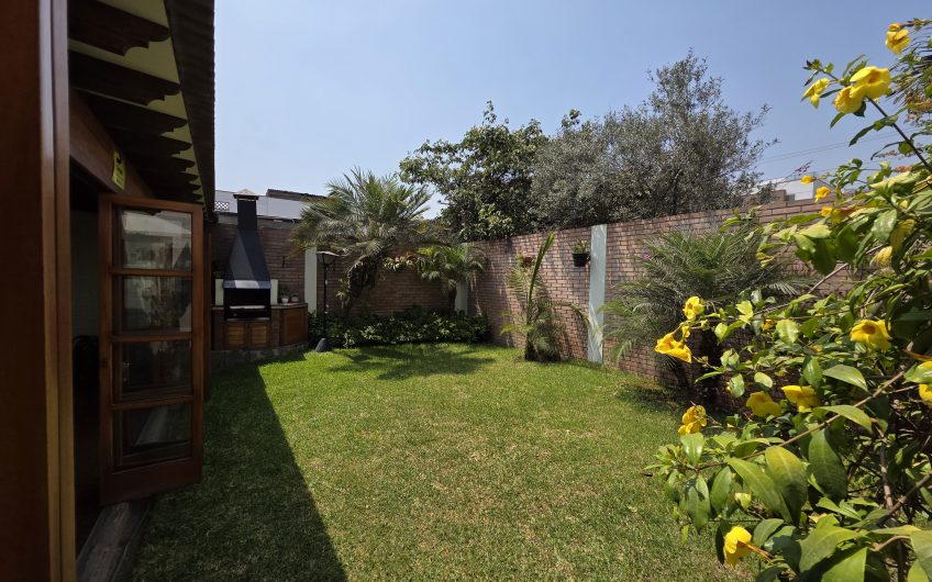 Casa en venta- Urb. Santa Justina – Surco