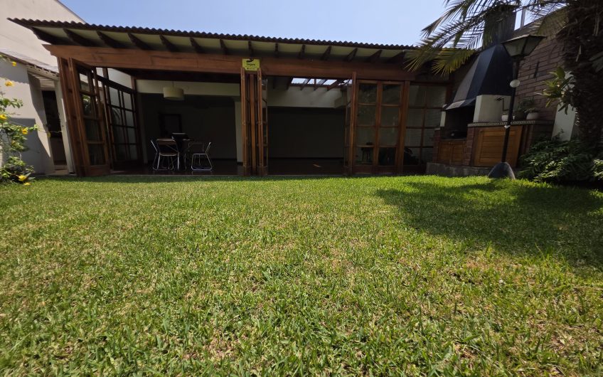 Casa en venta- Urb. Santa Justina – Surco