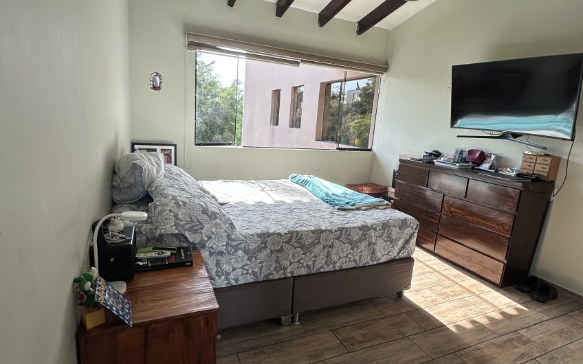 FLAT UBICADO EN CA. JOSE MANUEL QUIROZ, URB. MONTERRICO – SURCO.