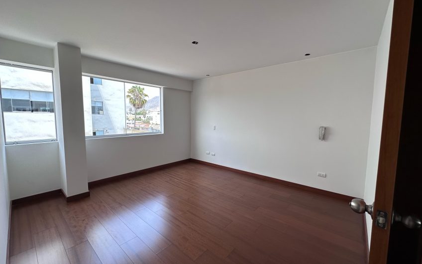 VENTA DE DÚPLEX DE ESTRENO UBICADO EN JR. MONTE REAL 272, CHACARILLA – SURCO