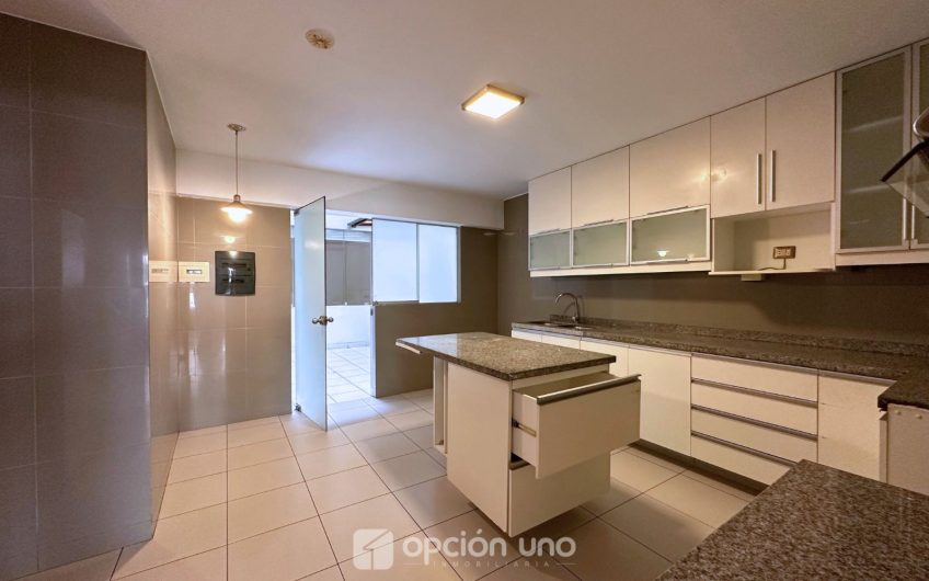 VENTA DEPARTAMENTO UBICADO EN JR. CONDE DE LA VEGA – SURCO