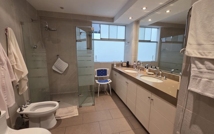 FLAT UBICADO EN AV. DEL SUR, CHACARILLA – SURCO